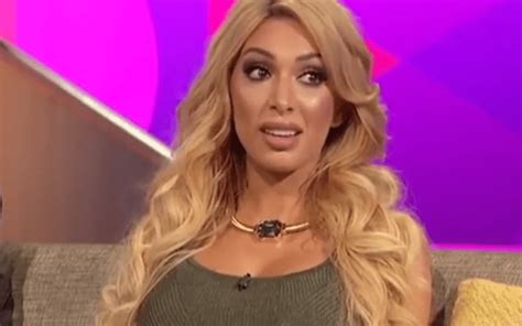 farrah abraham takes a shit|Farrah Abraham Responds To Backlash About Selling Her Poop。